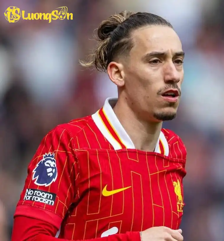 Tsimikas bị gạch tên trong danh sách đăng ký thi đấu trước Crystal Palace Tsimikas bị gạch tên trong danh sách đăng ký thi đấu trước Crystal Palace