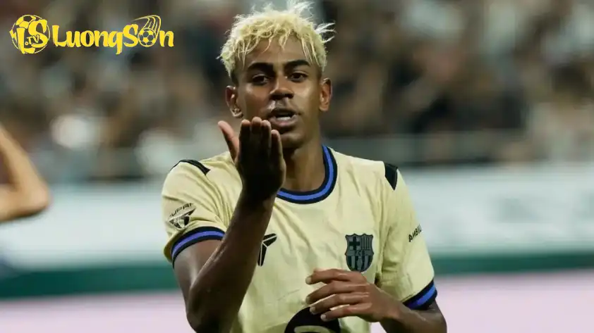 Lamine Yamal được khen ngợi hết lời (Ảnh: GOAL) Lamine Yamal được khen ngợi hết lời