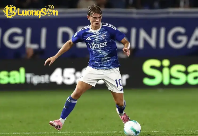 Nico Paz liên tục toả sáng trong màu áo Como ở Serie A Nico Paz liên tục toả sáng trong màu áo Como ở Serie A