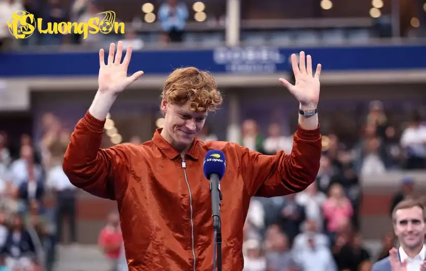 Jannik Sinner dù rất nỗ lực nhưng cũng phải Jannik Sinner dù rất nỗ lực nhưng cũng phải