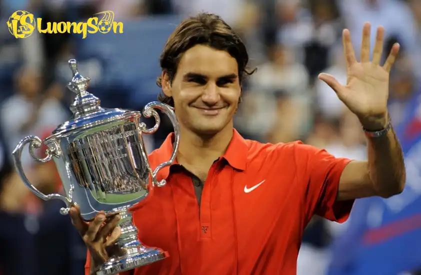 Roger Federer là tay vợt gần nhất vô địch US Open 2 mùa liên tiếp trở lên. Roger Federer là tay vợt gần nhất vô địch US Open 2 mùa liên tiếp trở lên.