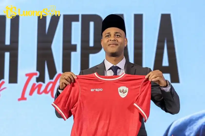 ĐT Indonesia chưa tìm được HLV trưởng thay cho Kluivert ĐT Indonesia chưa tìm được HLV trưởng thay cho Kluivert