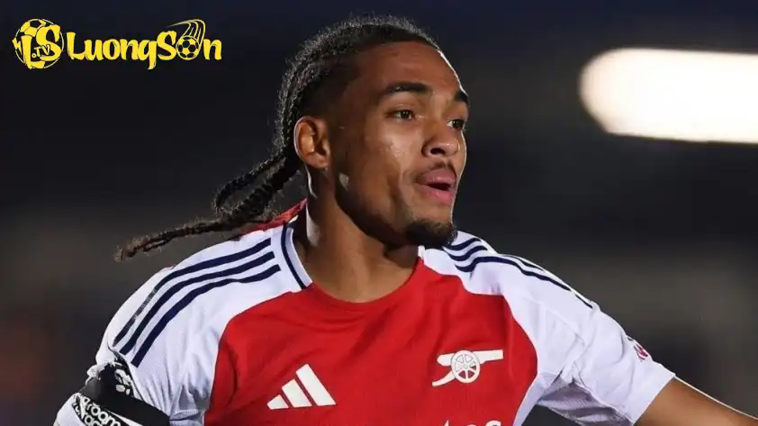 Joshua Robinson thừa nhận anh có gốc gác Malaysia (Ảnh: Makan Bola) Joshua Robinson thừa nhận anh có gốc gác Malaysia